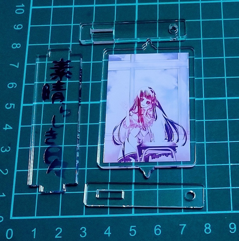 ざくろくるくるアクスタ⚠️少し違うver