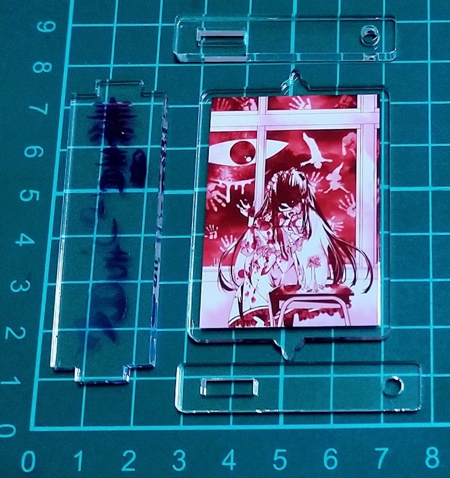 ざくろくるくるアクスタ⚠️少し違うver