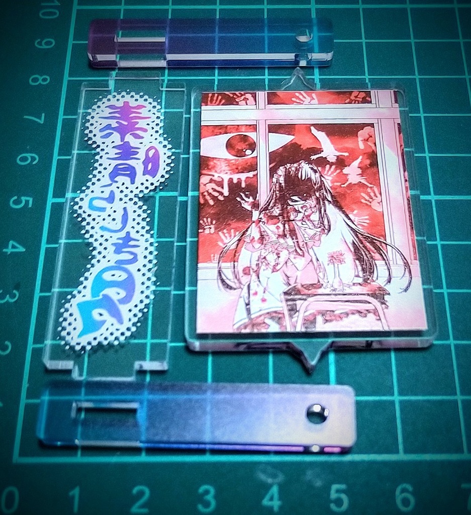 ざくろくるくるアクスタ⚠️少し違うver