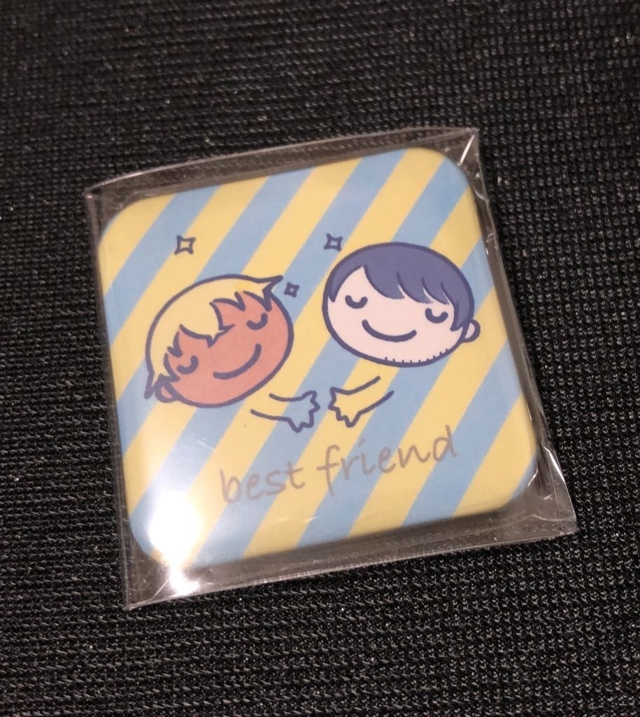 ひろれ缶バッジ/送料込み