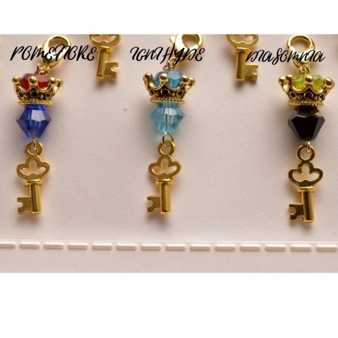 【ツイステ】寮イメージカラー チャーム