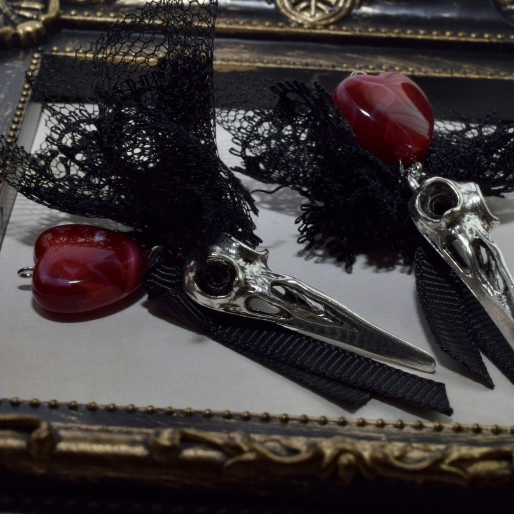 【ツイステ】スケアリー・モンスターズ! ハーツラビュル ピアス イヤリング