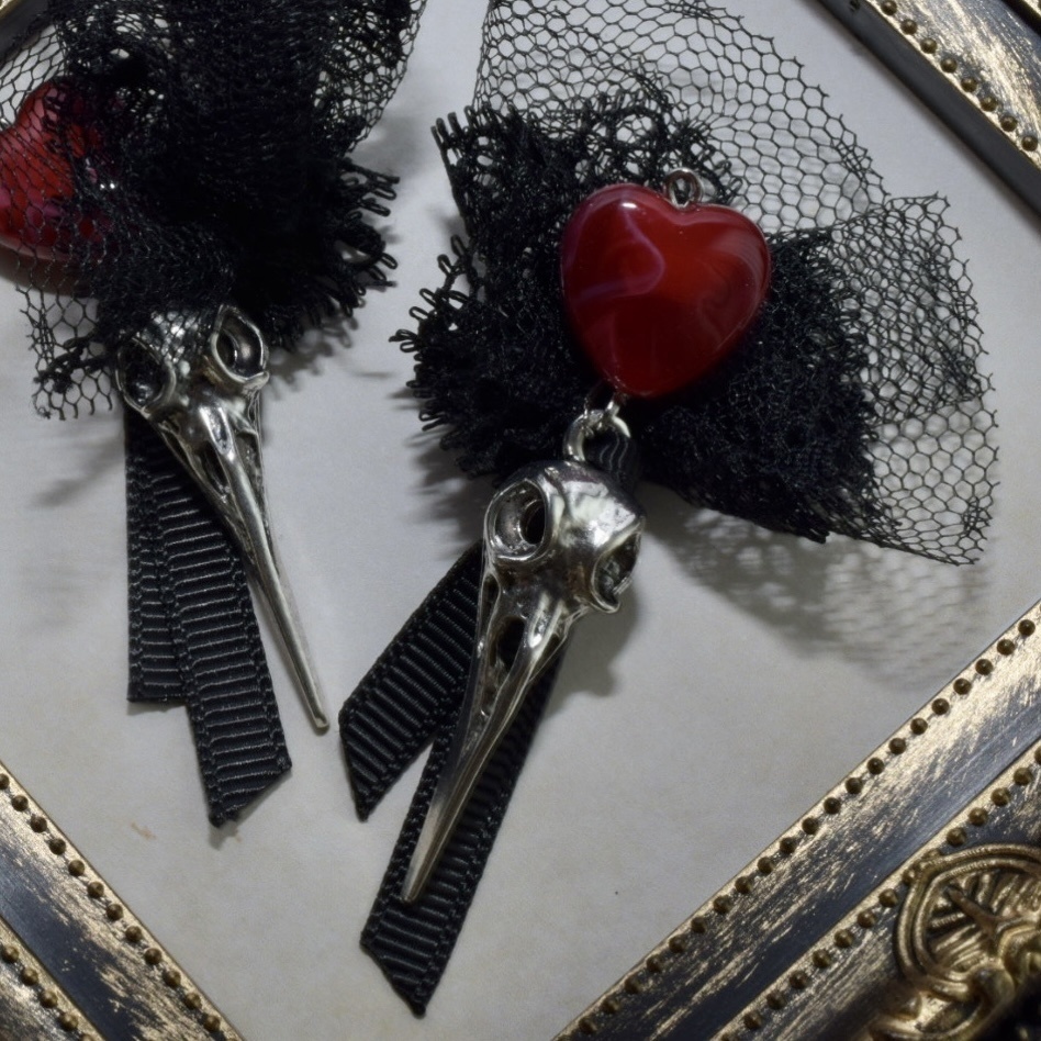 【ツイステ】スケアリー・モンスターズ! ハーツラビュル ピアス イヤリング