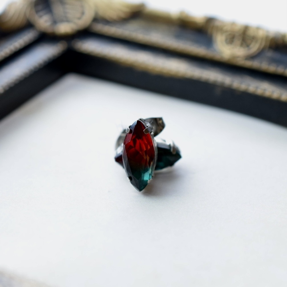 【まほやく】ミスラ イメージ ビジューピアス