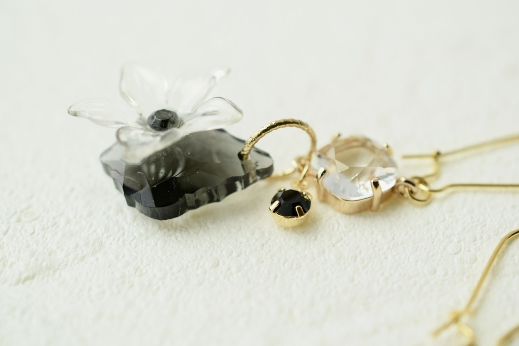 凪誠士郎 イメージピアス