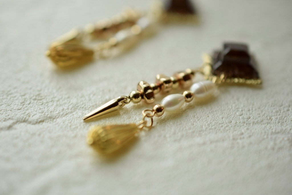 レオナ イメージピアス