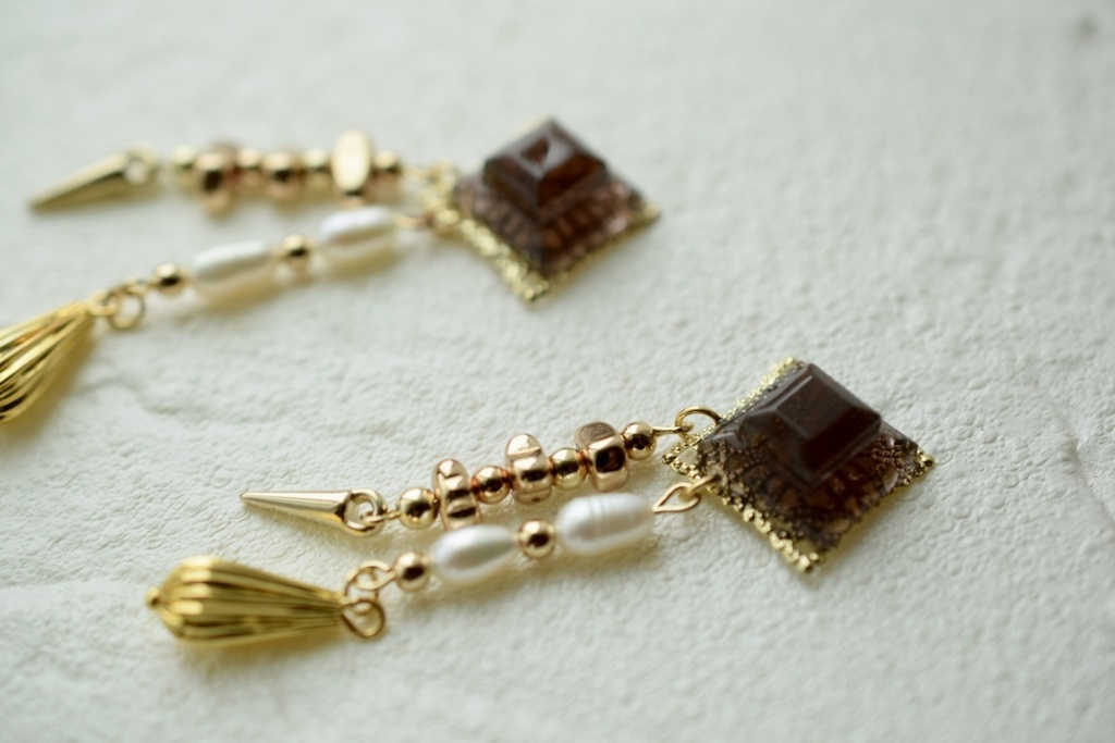 レオナ イメージピアス