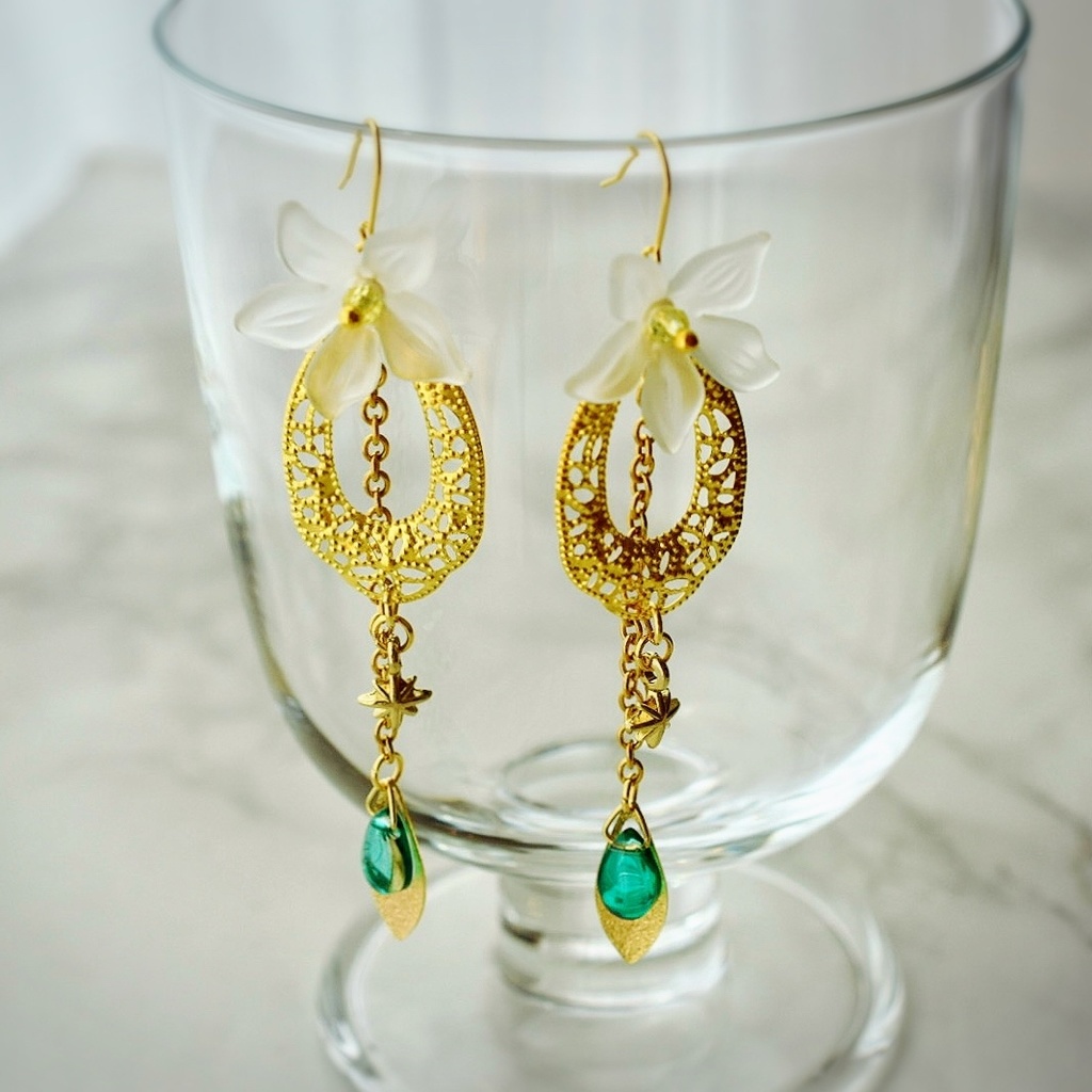 【ツイステ】アリアーブ・ナーリヤ イメージピアス