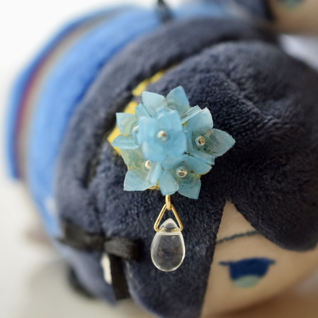 紫陽花と雨粒の髪飾り