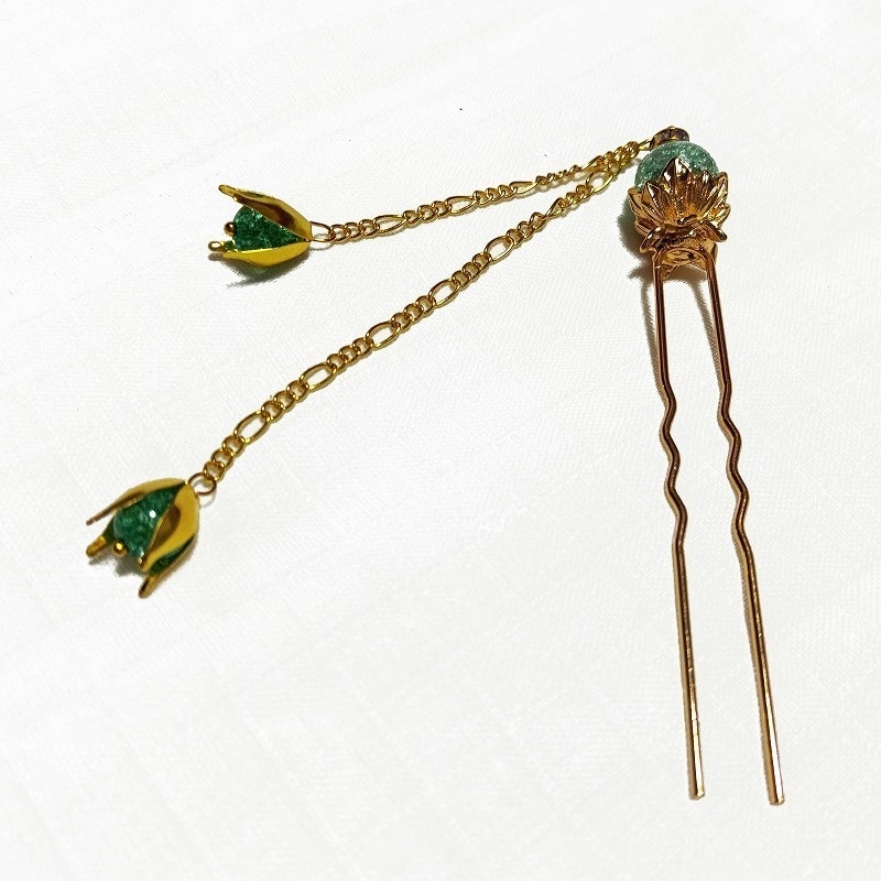 蓮花の2本足簪 クラックグリーンクリスタル(クラック水晶)ゴールドカラー