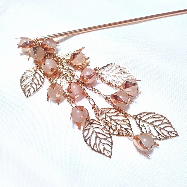 リーフモチーフの簪 マットゴールド