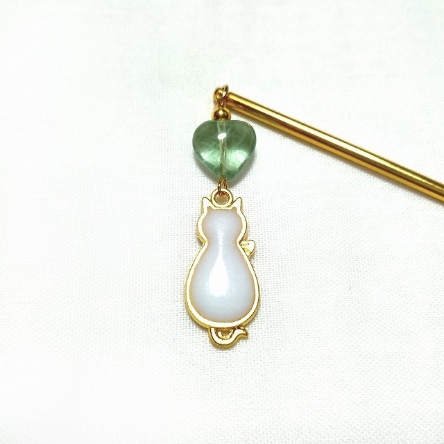 白猫と蛍石の簪