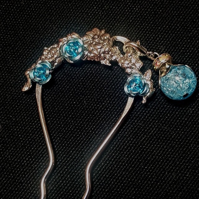 薔薇と天然石の二本足簪