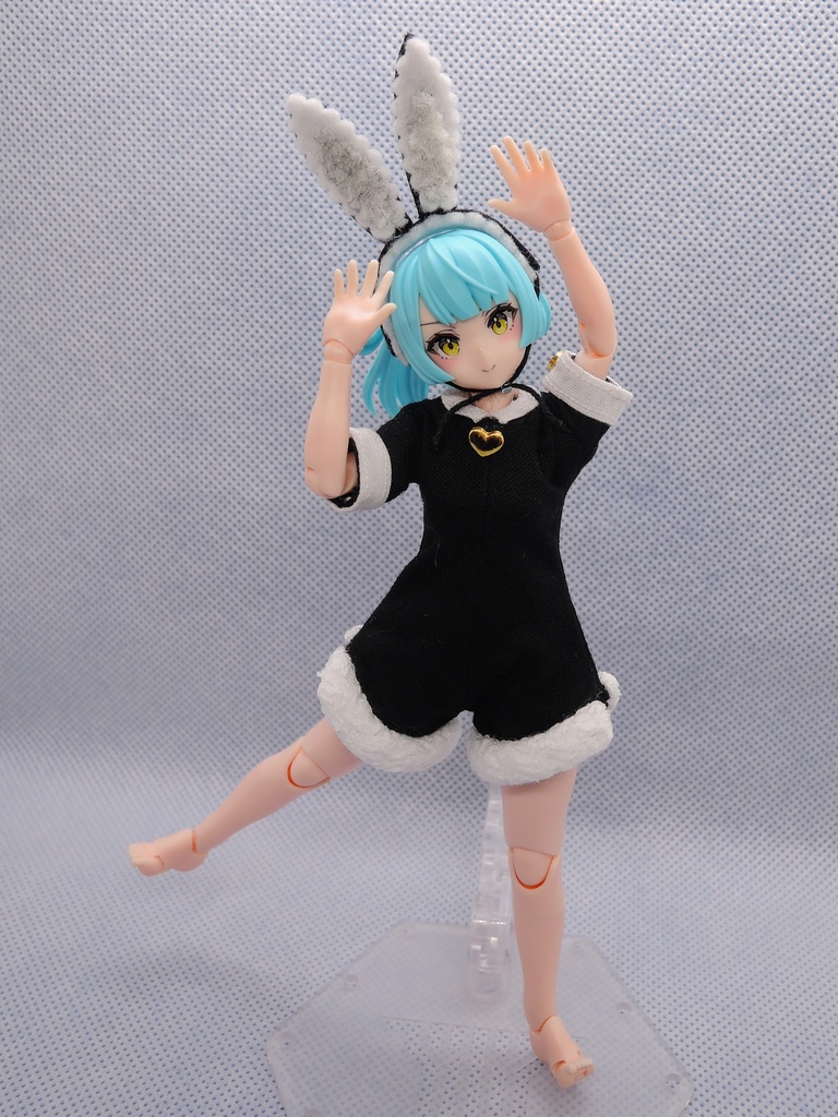 1/12 うさぎ服