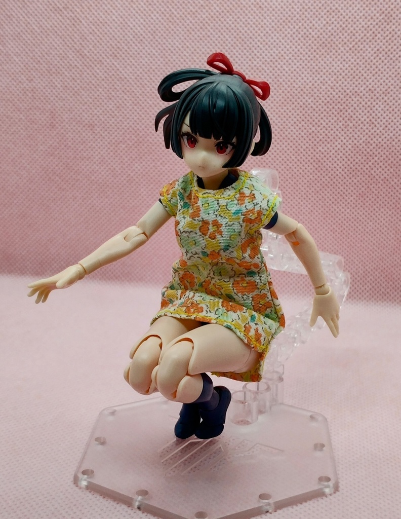 1/12 黄色い花柄ワンピース