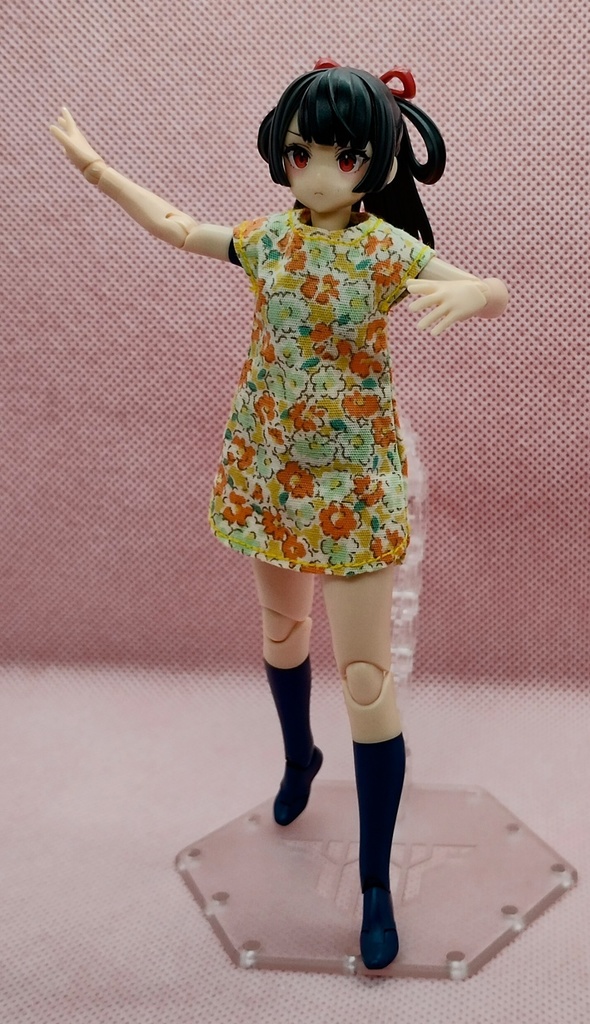 1/12 黄色い花柄ワンピース