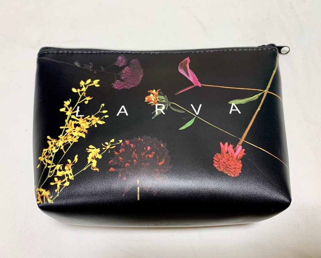Larva pouch + post card 2枚1set