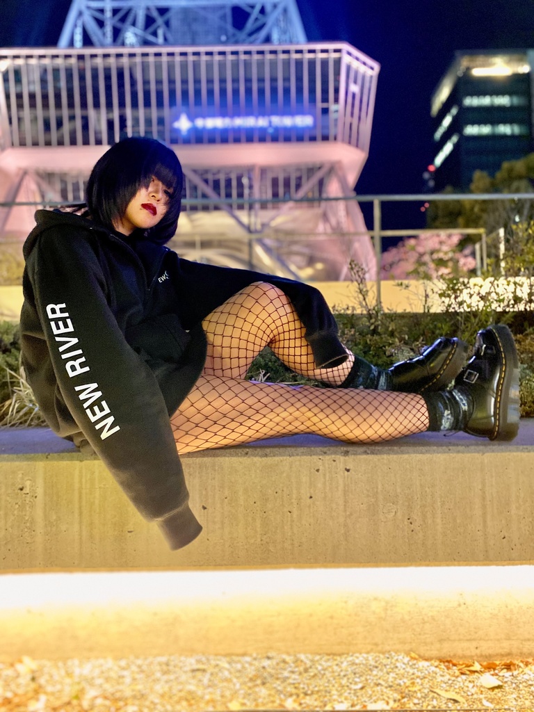 【Model:ゑる】ジップパーカー オーバーサイズ N/R NEW RIVER