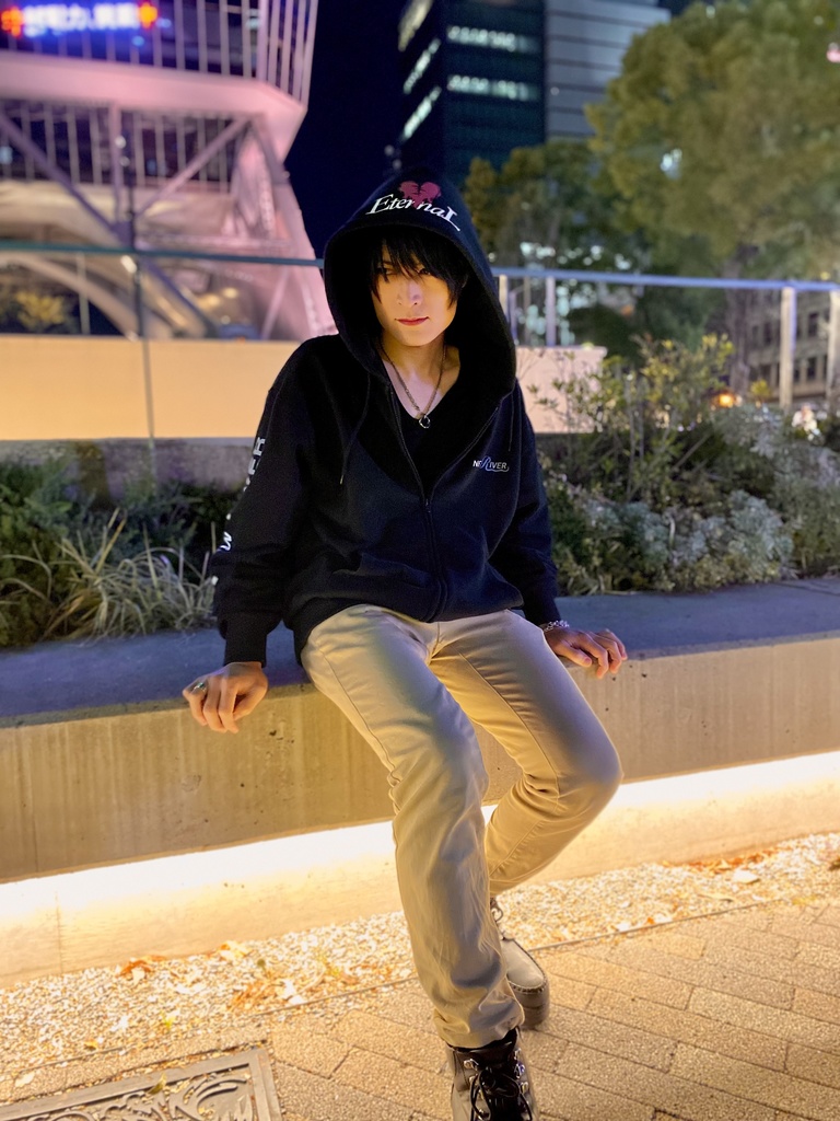 【Model:XXX】ジップパーカー オーバーサイズ N/R NEW RIVER