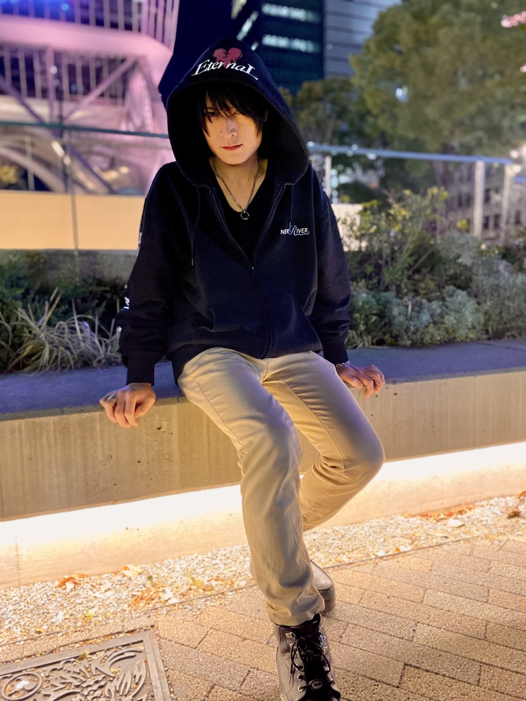 【Model:XXX】ジップパーカー オーバーサイズ N/R NEW RIVER