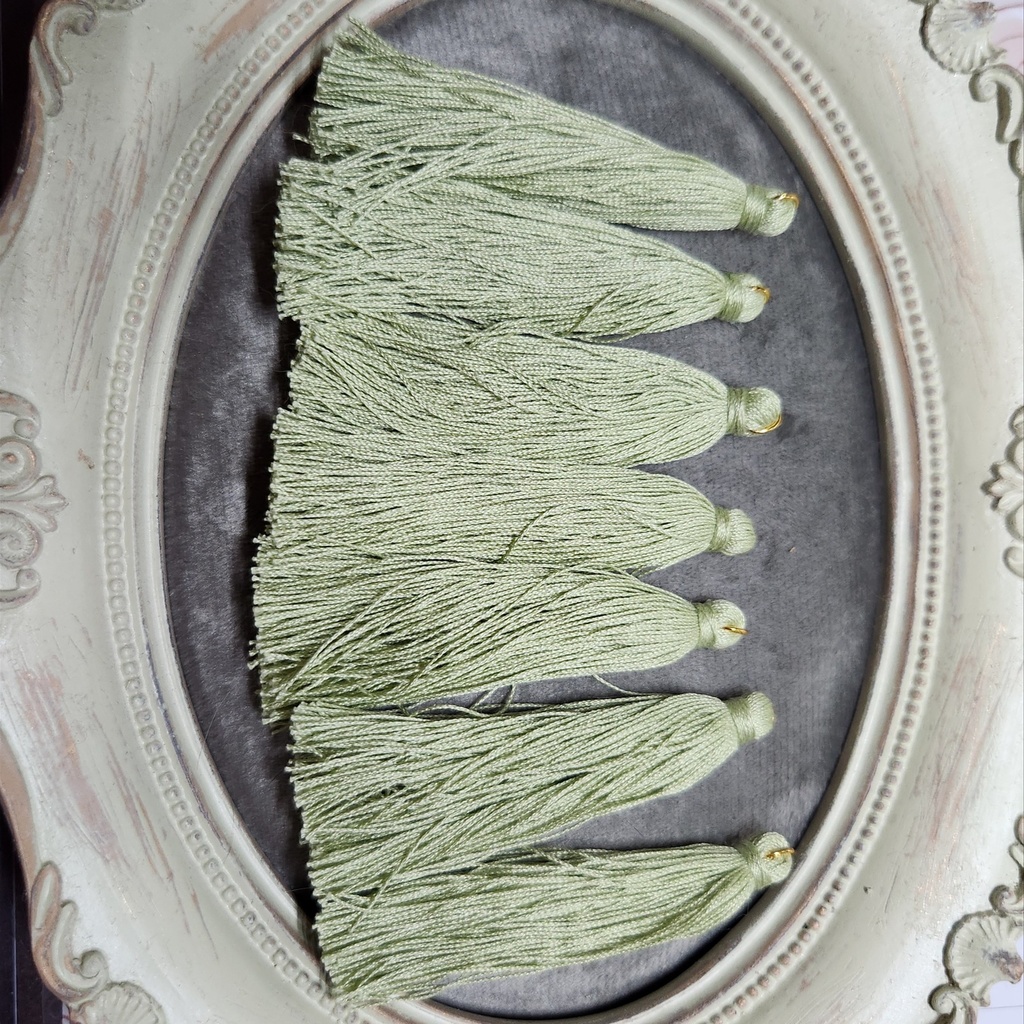 ロングタッセルパーツ　パステルグリーン　約7cm