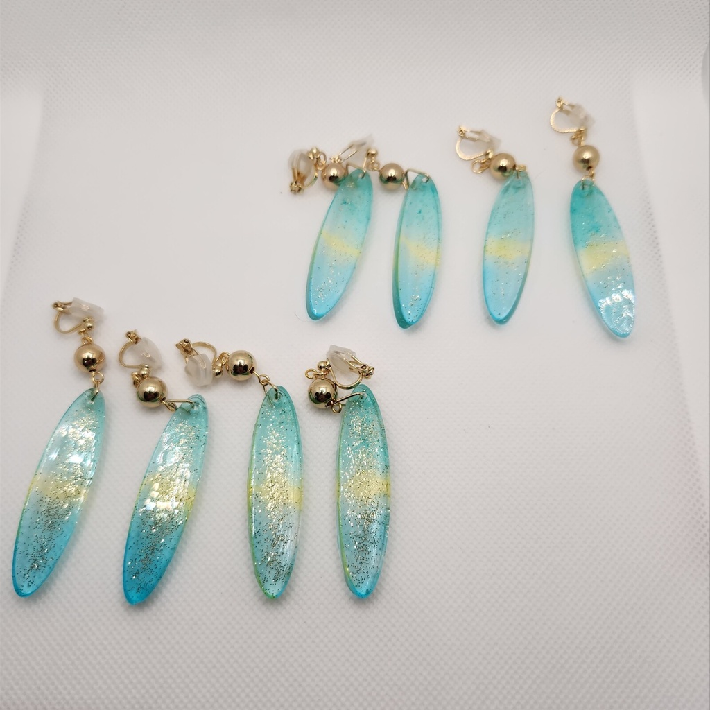 ブルー&グリーングラデーションオーバルイヤリング(ピアス)