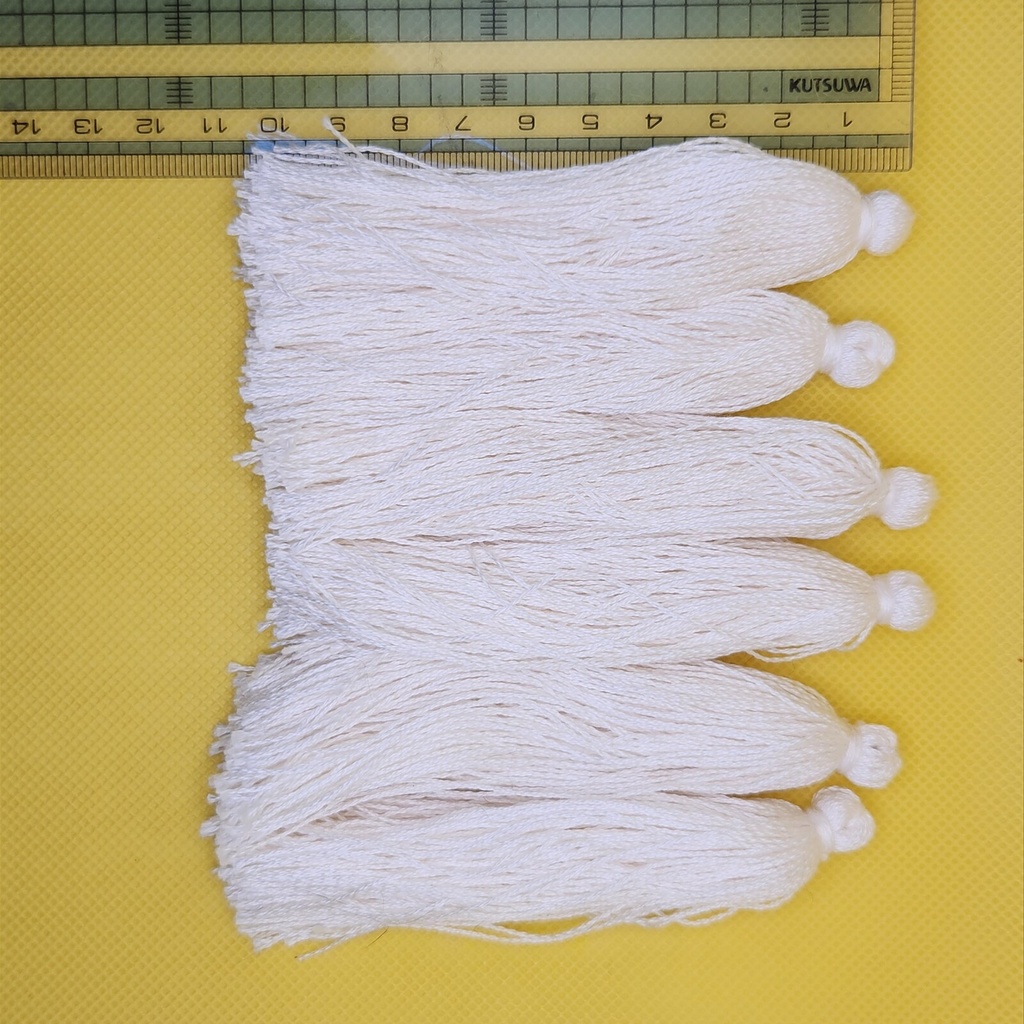 ロングタッセルパーツ　白　約10cm