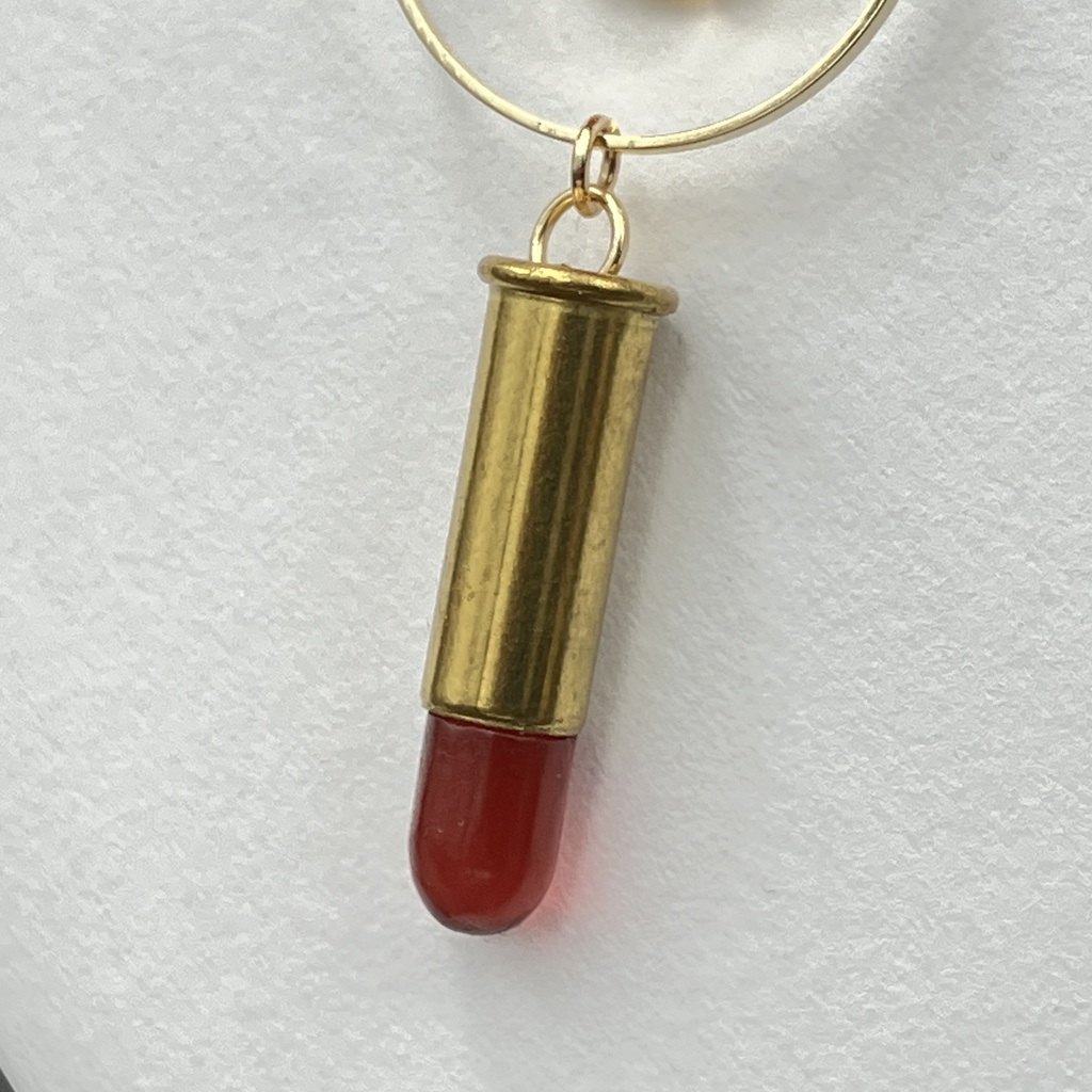 【片耳用 ピアス】レジンバレット /フープ【ブラッディレッド】