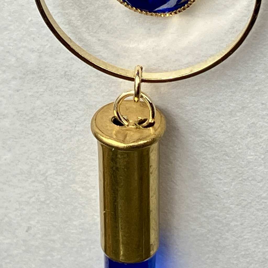 【片耳用 ピアス】レジンバレット /フープ【ロイヤルブルー】