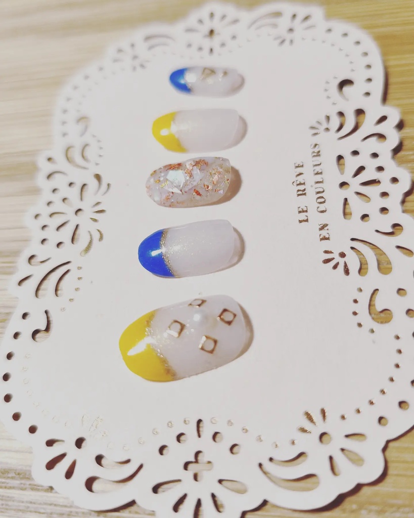 ★オーダーネイルチップ★イエロー×ブルー もったりフレンチネイル