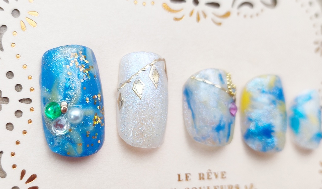 ★オーダーネイルチップ★イケメンシリーズイメージ ブルーの衣が似合う彼イメージグラデ ニュアンスネイル