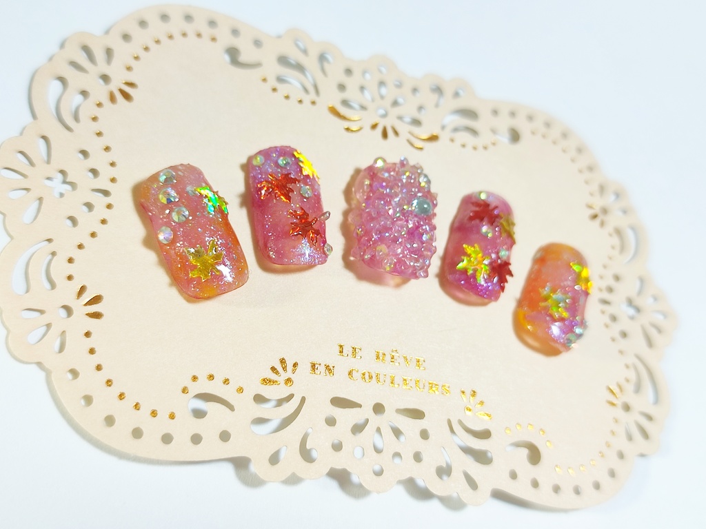 ★オーダーネイルチップ★チクチク紅葉