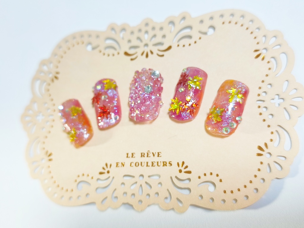 ★オーダーネイルチップ★チクチク紅葉