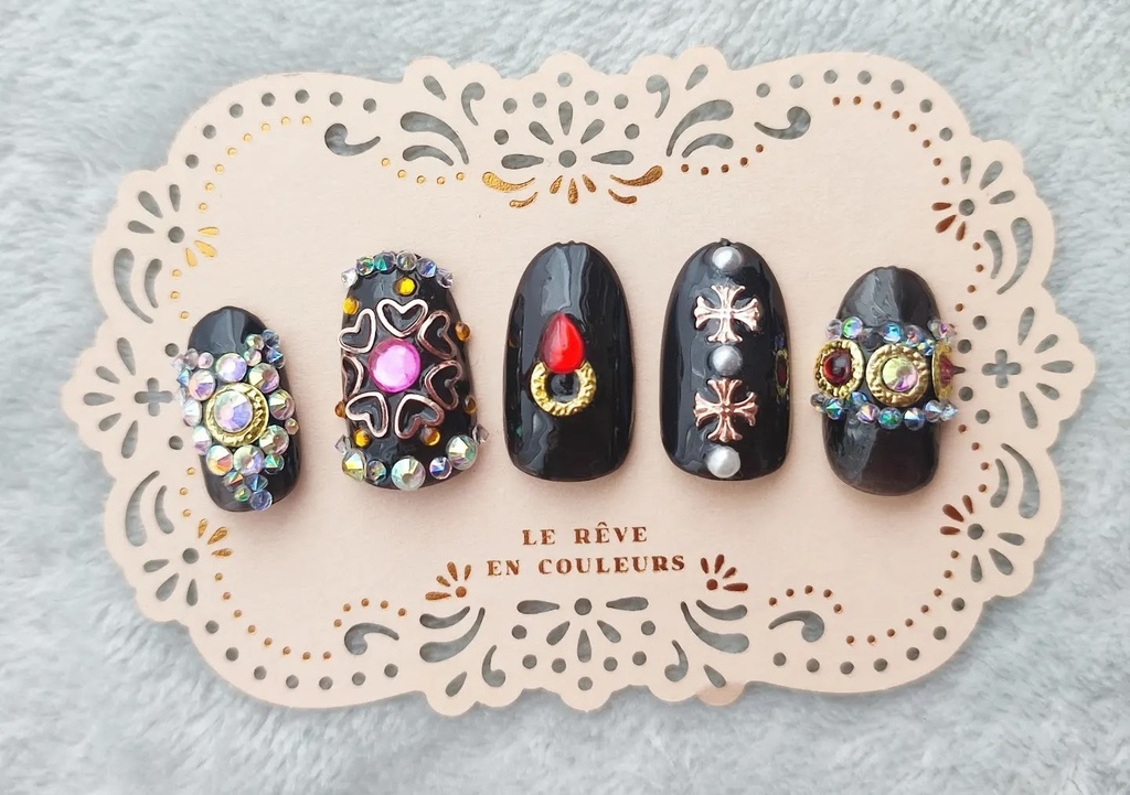 ☆オーダーネイル☆イケメンシリーズイメージ 推しのイメージはブラックのネイル