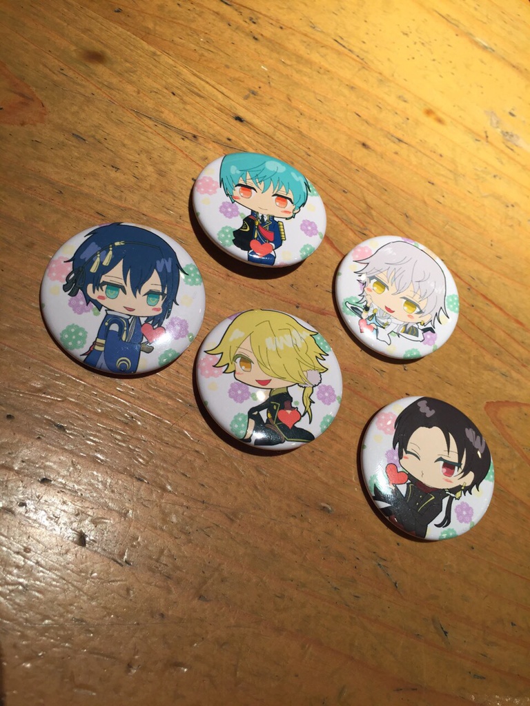 刀剣乱舞缶バッチ