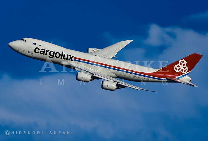 Cargolux 747-8F Turn Left Heading 285°