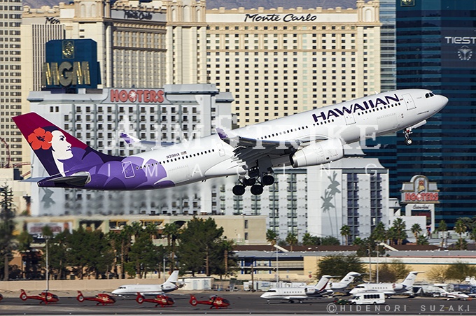 Hawaiian A330-243 lifts off with McCarran's signature background