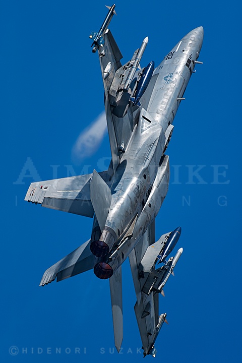 F/A-18F Vertical Climb into Square Loop