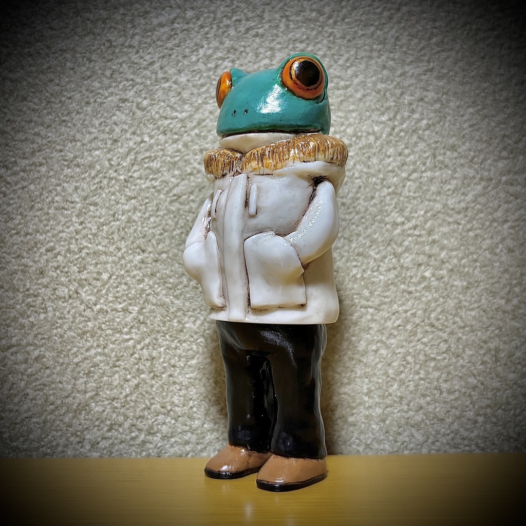 パーカエル　白パーカ