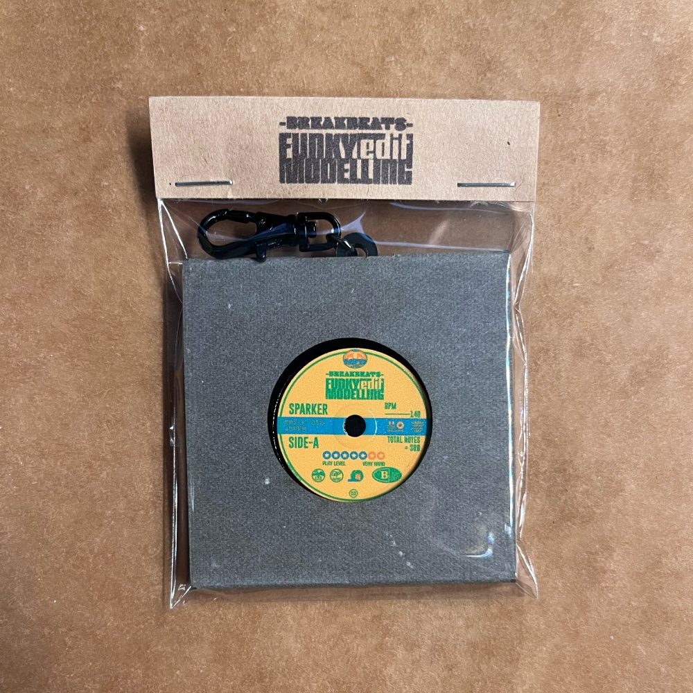 レコード風アクリルチャーム