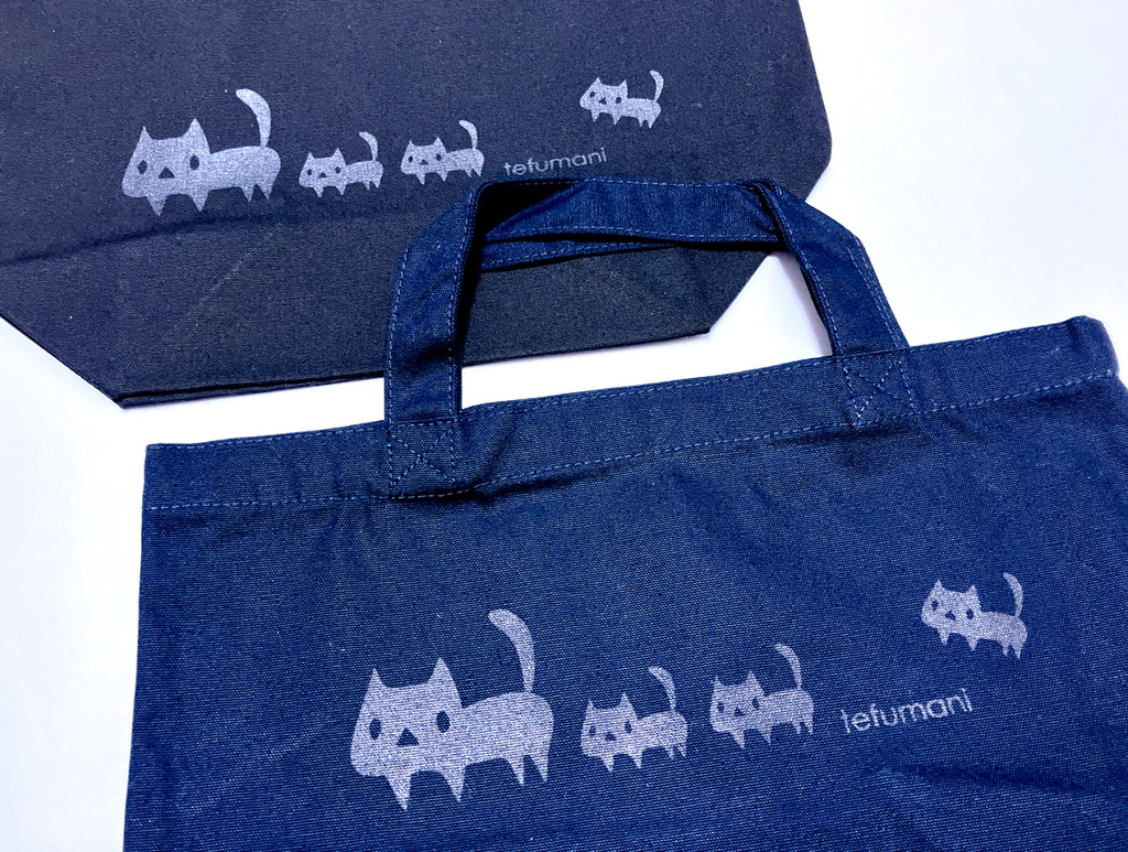 黒ネコ <マチ広め>小さめトートバッグ(あんしんBOOTHパック(匿名)で自宅から発送)