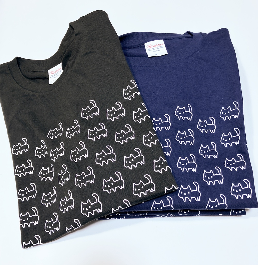 <綿100%(本体)>【XL/L/Sサイズ】ネコいっぱいTシャツ(あんしんBOOTHパック（匿名）で自宅から発送)