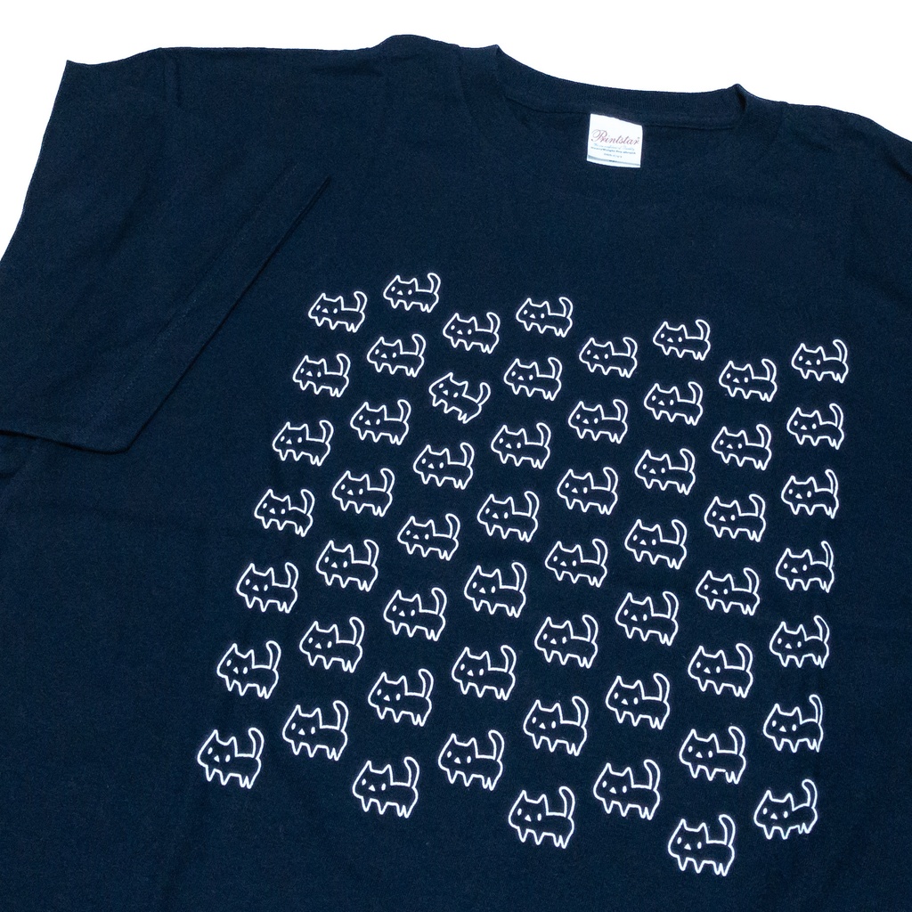 <綿100%>【XLサイズ】ネコいっぱいTシャツ(BOOTHパック（匿名）で自宅から発送)