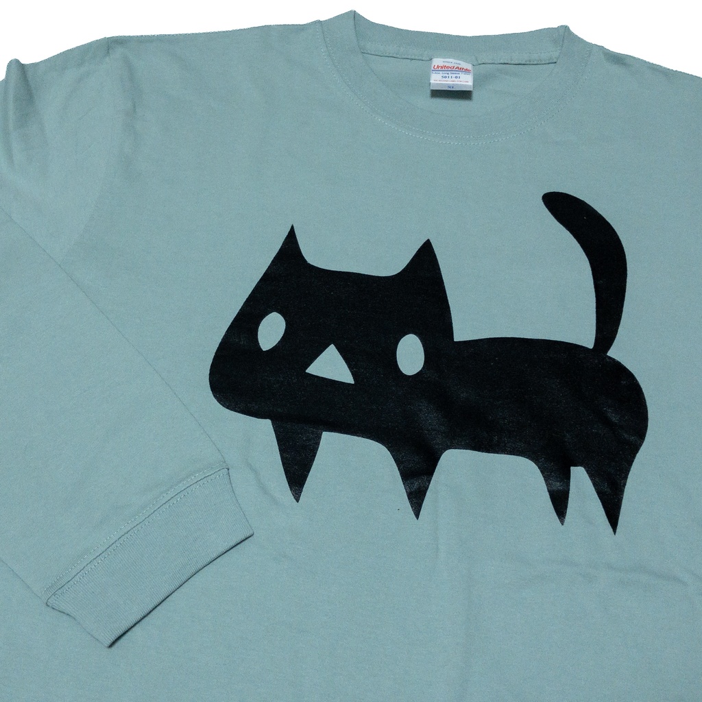 <綿100%>【XLサイズ】大きな黒ネコ<長袖>Tシャツ(BOOTHパック（匿名）で自宅から発送)