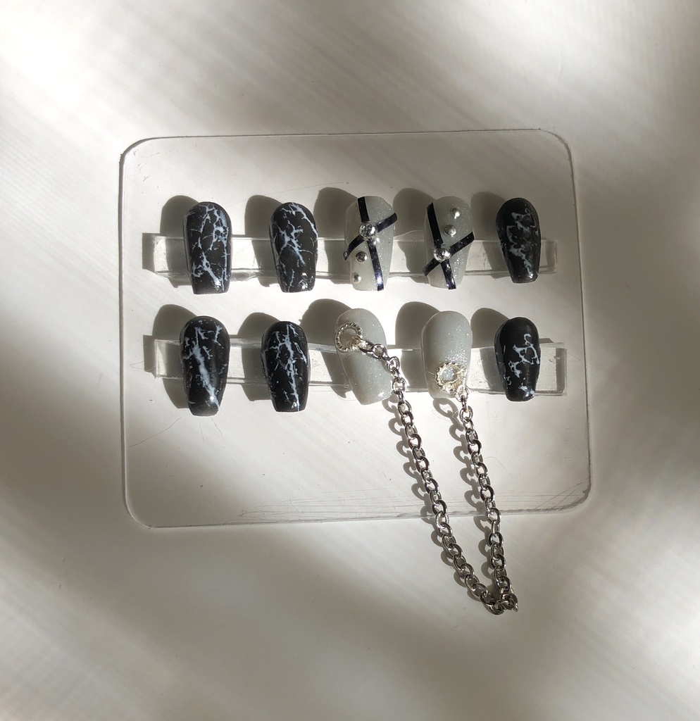 NO-14 匿名発送ドール付け爪