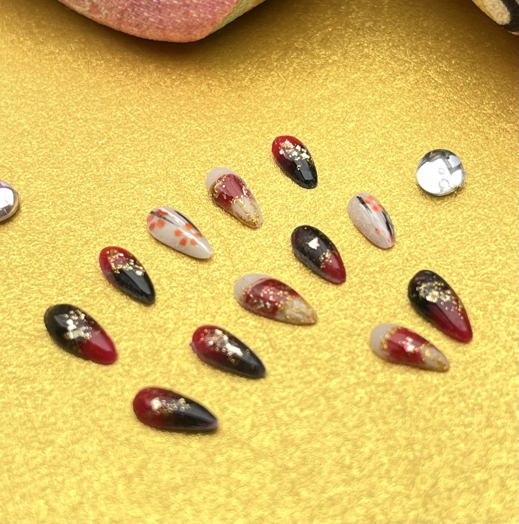 NO-37匿名発送ドール用ネイルチップ 赤和風