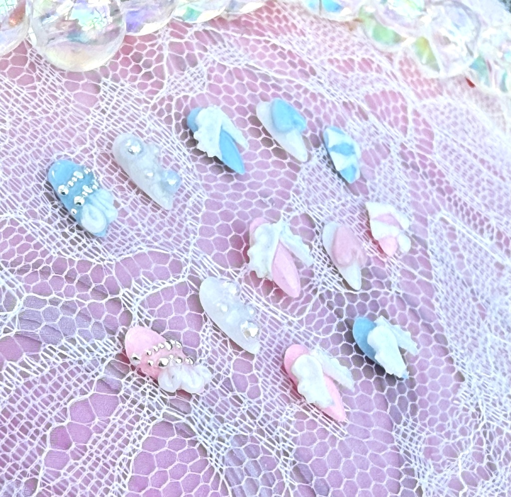 NO-40匿名発送ドール用ネイルチップ ピンク&ブルー羽根