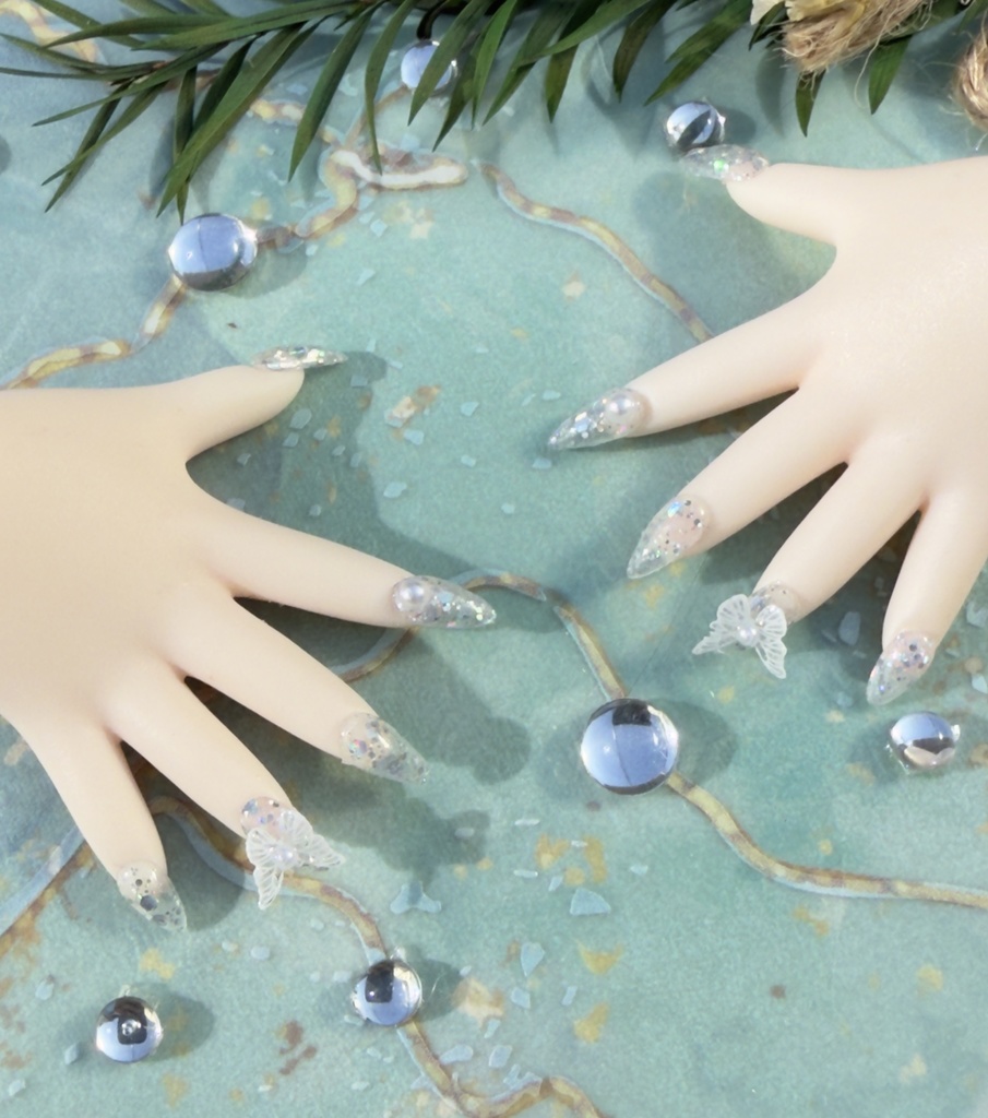 NO-44ドール用ネイルチップ クリア蝶々