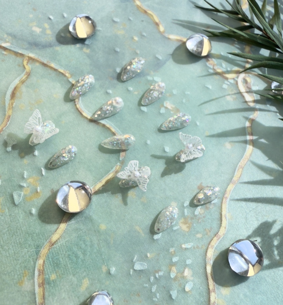 NO-44ドール用ネイルチップ クリア蝶々