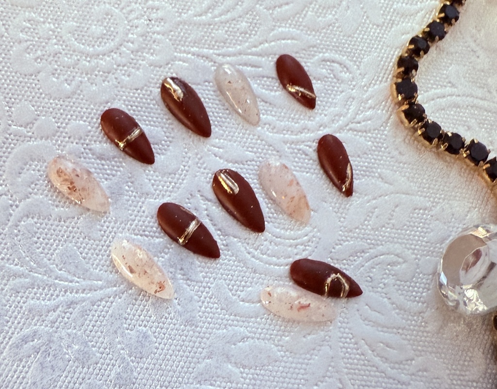 NO-46匿名発送 ドールネイルチップ ボルド×ゴールドラメ